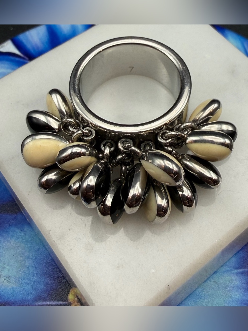Swatch Bijoux "Love Explosion" cluster ring #716 size 7 black cream